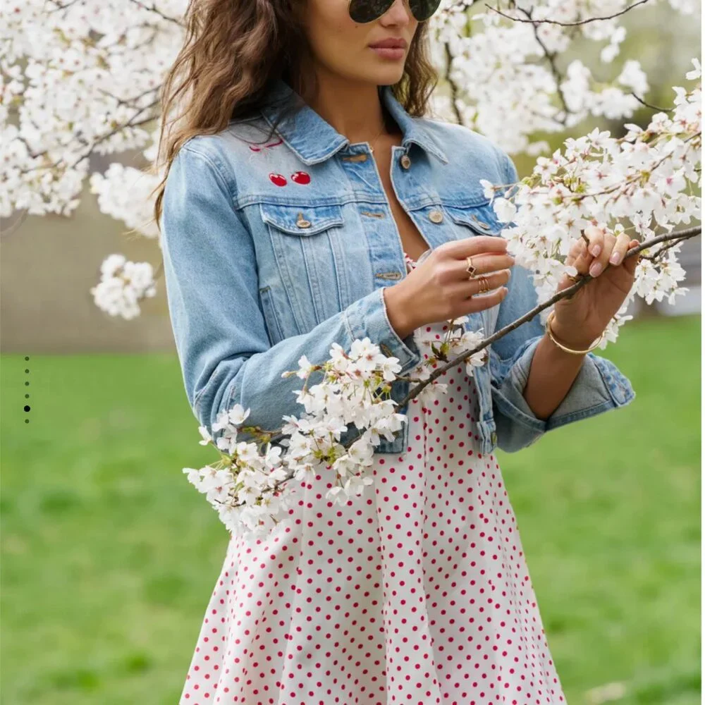 NWT LoveShackFancy Bardot Cherry Embroidered Denim Jacket Medium - Picture 4 of 14